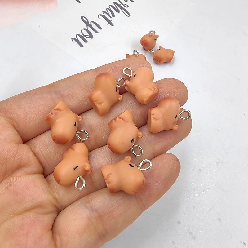 Resin Craft Projects - จี้คาปิบาร่าน่ารักขนาดเล็ก 10 ชิ้น สำหรับทำเครื่องประดับ จี้รูปสัตว์ยอดนิยม จี้ห้อยขนาดเล็ก